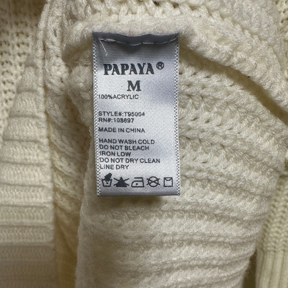 Papaya | Off-White Cut-Out Shoulder Sweater with Rose Embroidery | Knit Tunic - Picture 4 of 7